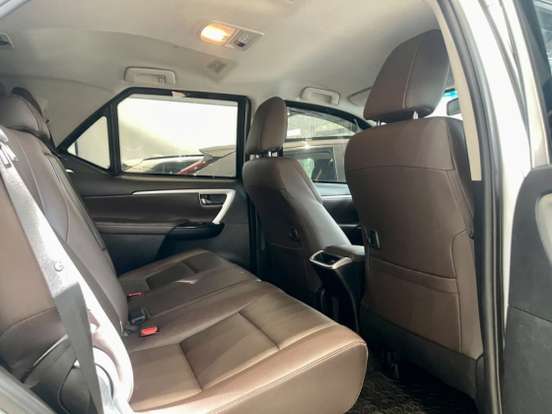 TOYOTA-HILUX SW4-2018