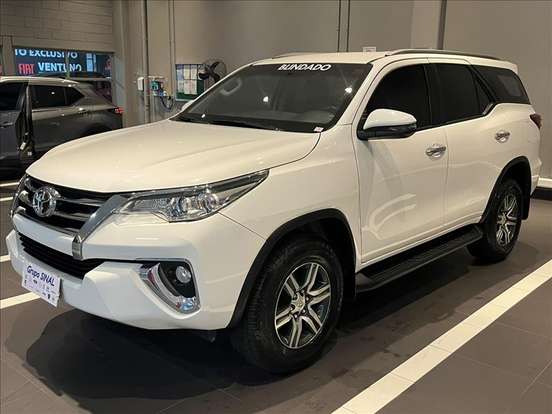TOYOTA-HILUX SW4-2.7 SRV 7 LUGARES 4X2 16V FLEX 4P AUTOMÁTICO TOYOTA-HILUX SW4-2018