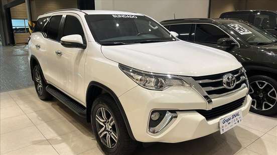 TOYOTA-HILUX SW4-2.7 SRV 7 LUGARES 4X2 16V FLEX 4P AUTOMÁTICO TOYOTA-HILUX SW4-2018