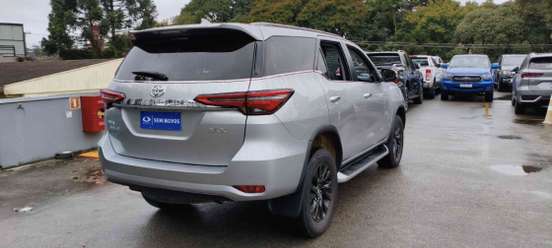TOYOTA-HILUX SW4-2021