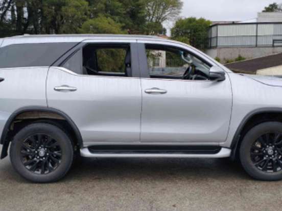 TOYOTA-HILUX SW4-2.8 D-4D TURBO DIESEL SRX 4X4 AUTOMÁTICO TOYOTA-HILUX SW4-2021