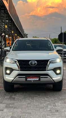 TOYOTA-HILUX SW4-2021