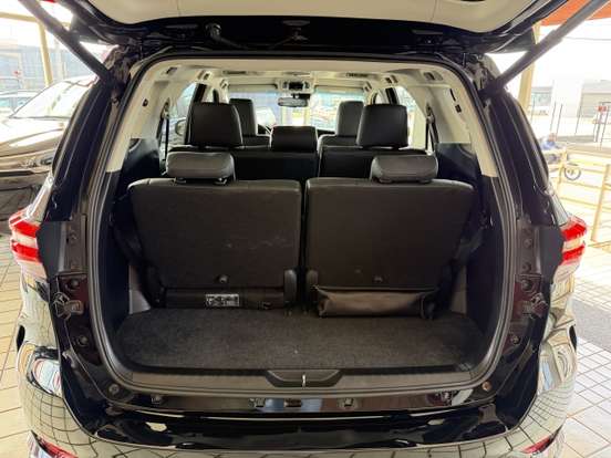 TOYOTA-HILUX SW4-2025