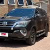 TOYOTA HILUX SW4 2.8 SRX 4X4 7 LUGARES 16V TURBO INTERCOOLER DIESEL 4P AUTOMÁTICO TOYOTA HILUX SW4 2.8 SRX 4X4 7 LUGARES 16V TURBO INTERCOOLER DIESEL 4P AUTOMÁTICO