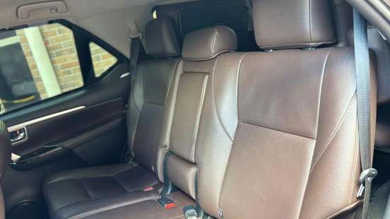 TOYOTA-HILUX SW4-2018