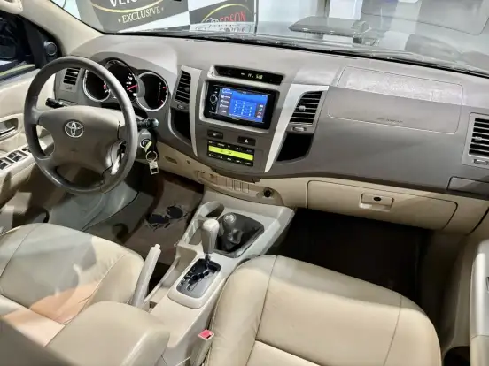 TOYOTA-HILUX SW4-2007