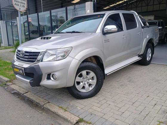 TOYOTA HILUX SW4 3.0 SRV 4X4 16V TURBO INTERCOOLER DIESEL 4P AUTOMÁTICO
