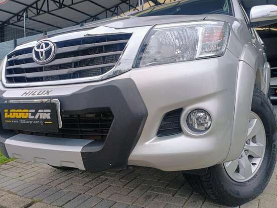 TOYOTA-HILUX SW4-2014