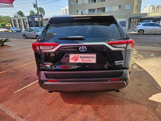 TOYOTA-RAV4-2019