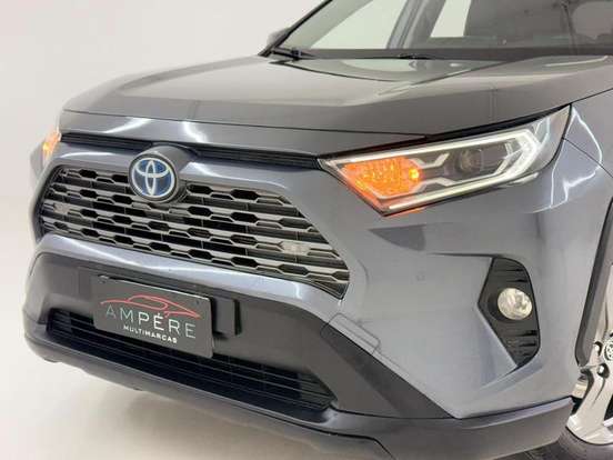 TOYOTA-RAV4-2019