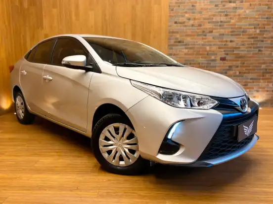 TOYOTA-YARIS-1.5 16V FLEX SEDAN XL LIVE MULTIDRIVE TOYOTA-YARIS-2022