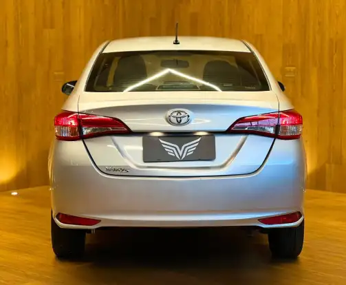 TOYOTA-YARIS-2022