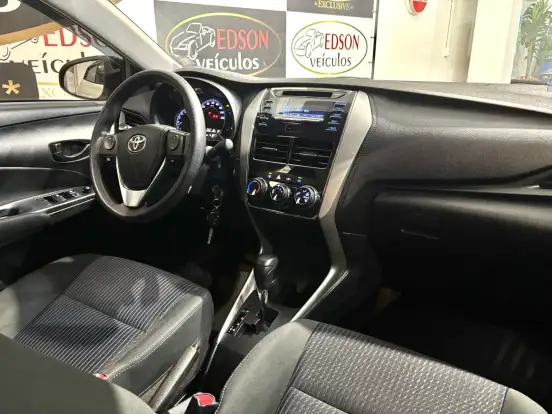 TOYOTA-YARIS-1.5 16V FLEX SEDAN XL LIVE MULTIDRIVE TOYOTA-YARIS-2020
