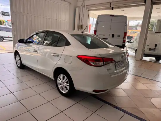 TOYOTA-YARIS-1.5 16V FLEX SEDAN XL MULTIDRIVE TOYOTA-YARIS-2019