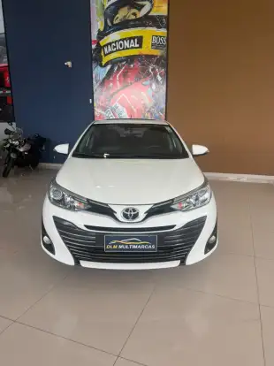 TOYOTA-YARIS-2018