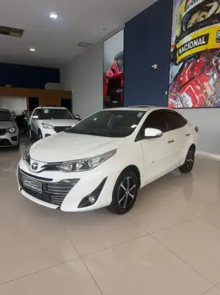 TOYOTA-YARIS-2018