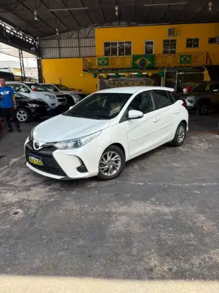 TOYOTA-YARIS-1.5 16V FLEX XS MULTIDRIVE TOYOTA-YARIS-2023