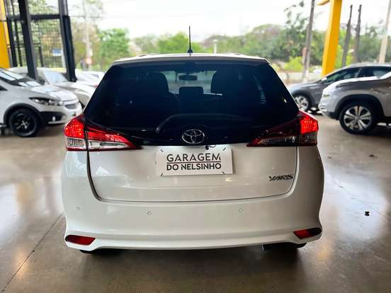 TOYOTA-YARIS-1.3 16V FLEX XL LIVE MULTIDRIVE TOYOTA-YARIS-2019