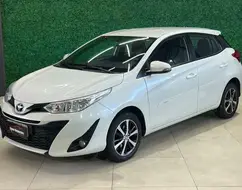 TOYOTA YARIS 1.3 16V FLEX XL PLUS TECH MULTIDRIVE TOYOTA YARIS 1.3 16V FLEX XL PLUS TECH MULTIDRIVE