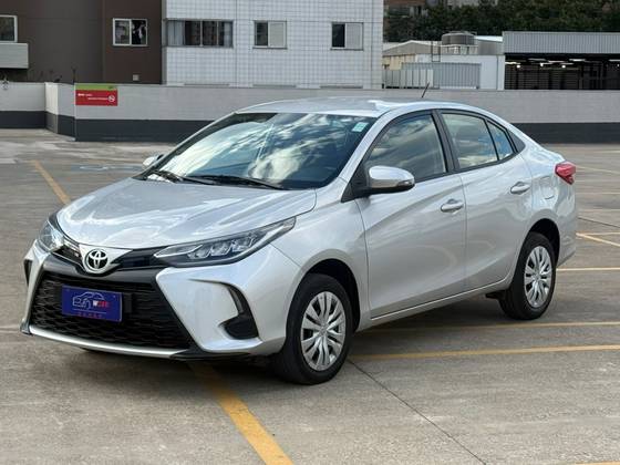 TOYOTA YARIS 1.5 16V FLEX SEDAN XL MULTIDRIVE