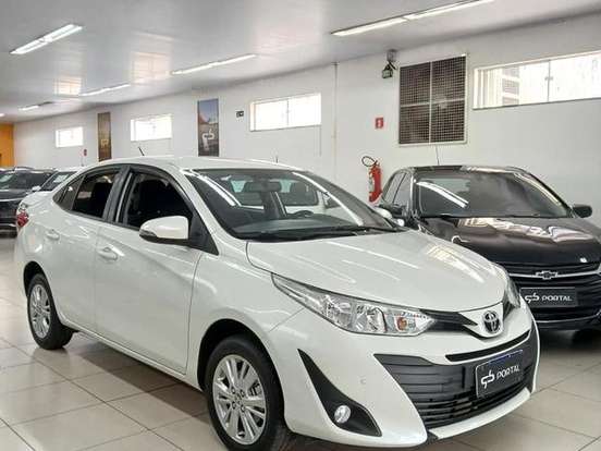 TOYOTA-YARIS-1.5 16V FLEX SEDAN XL PLUS TECH MULTIDRIVE TOYOTA-YARIS-2018