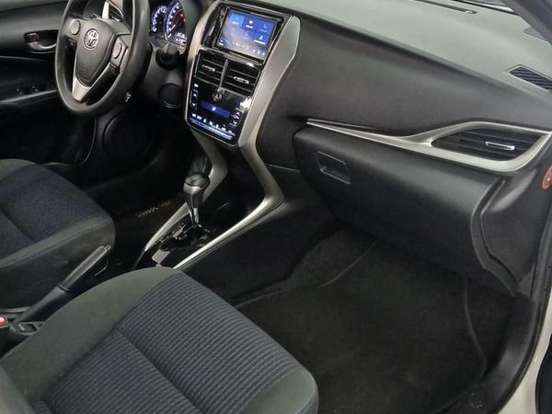 TOYOTA-YARIS-1.5 16V FLEX SEDAN XL PLUS TECH MULTIDRIVE TOYOTA-YARIS-2018