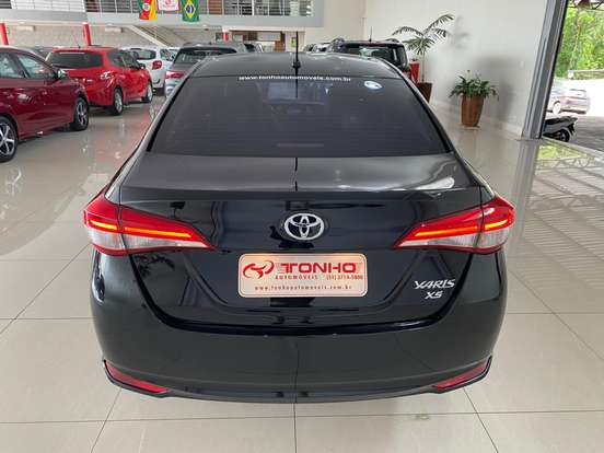 TOYOTA-YARIS-1.5 16V FLEX SEDAN XS CONNECT MULTIDRIVE TOYOTA-YARIS-2022