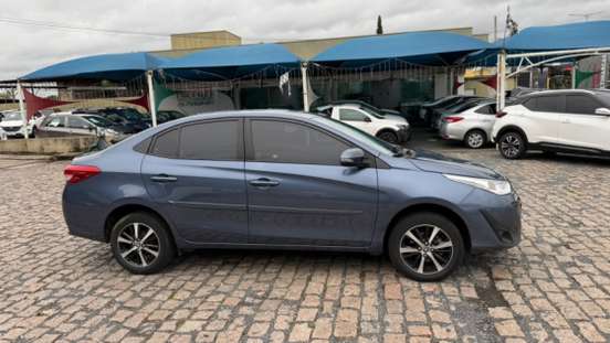 TOYOTA-YARIS-2021