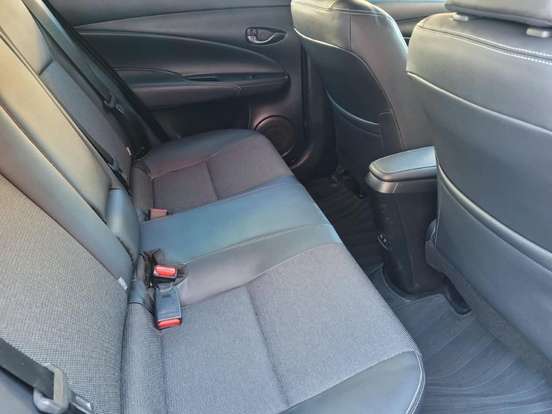 TOYOTA-YARIS-2024