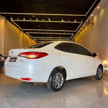 TOYOTA-YARIS-2024