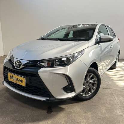 TOYOTA-YARIS-2023