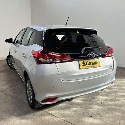 TOYOTA-YARIS-2023