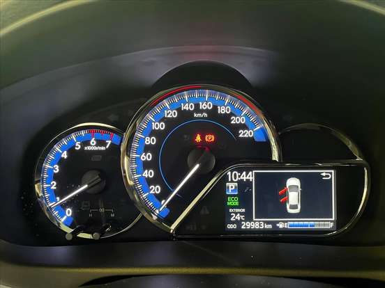 TOYOTA-YARIS-2023