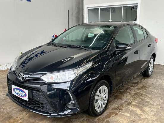 TOYOTA-YARIS-2024