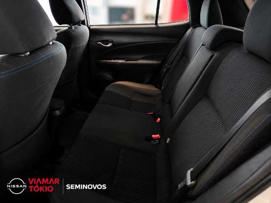 TOYOTA-YARIS-2020