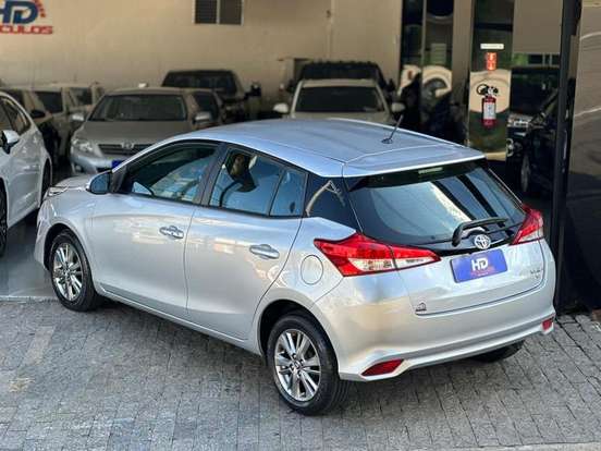 TOYOTA-YARIS-1.5 16V FLEX XL PLUS CONNECT MULTIDRIVE TOYOTA-YARIS-2020