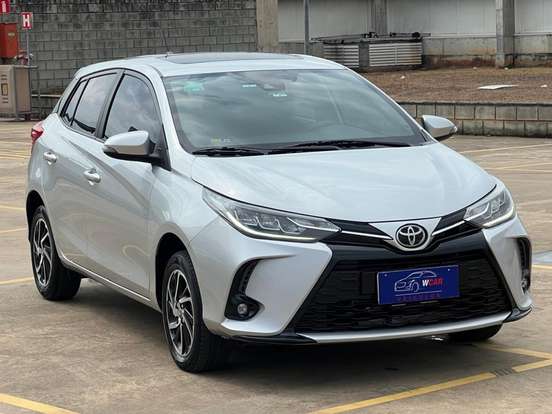 TOYOTA-YARIS-2022