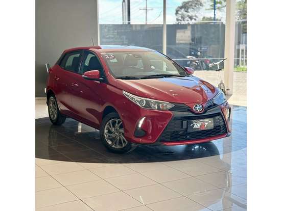 TOYOTA-YARIS-2023