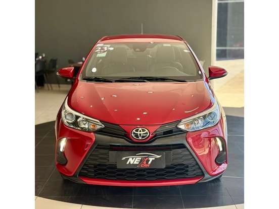 TOYOTA-YARIS-2023
