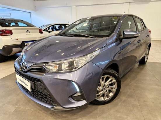 TOYOTA-YARIS-2024