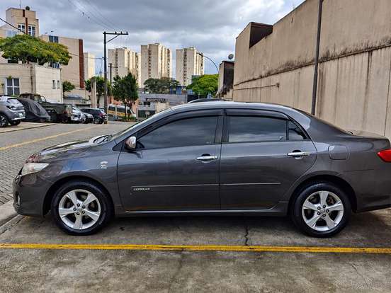 TOYOTA-COROLLA-1.8 GLI 16V FLEX 4P AUTOMÁTICO TOYOTA-COROLLA-2011