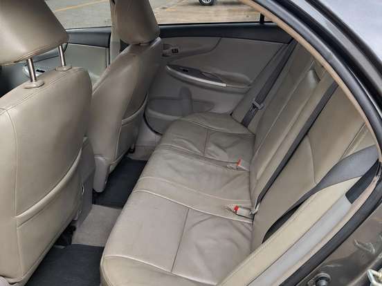 TOYOTA-COROLLA-1.8 GLI 16V FLEX 4P AUTOMÁTICO TOYOTA-COROLLA-2011