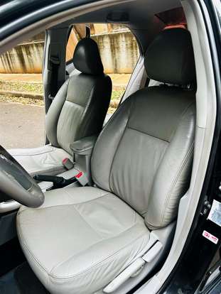 TOYOTA-COROLLA-2009