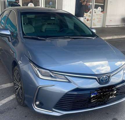 TOYOTA-COROLLA-2021