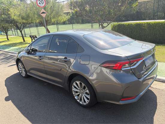 TOYOTA-COROLLA-2023