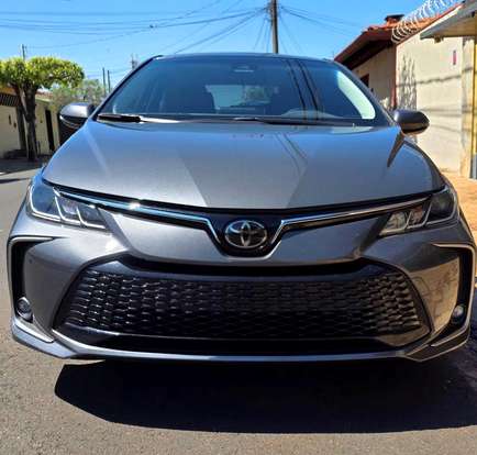 TOYOTA-COROLLA-2024