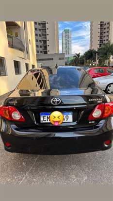 TOYOTA-COROLLA-2010