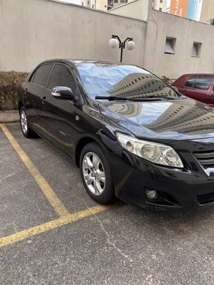 TOYOTA-COROLLA-2010