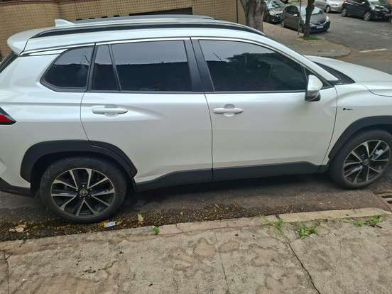 TOYOTA-COROLLA CROSS-2024