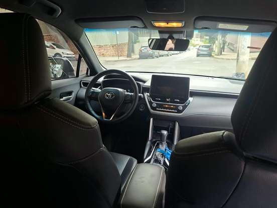 TOYOTA-COROLLA CROSS-2024